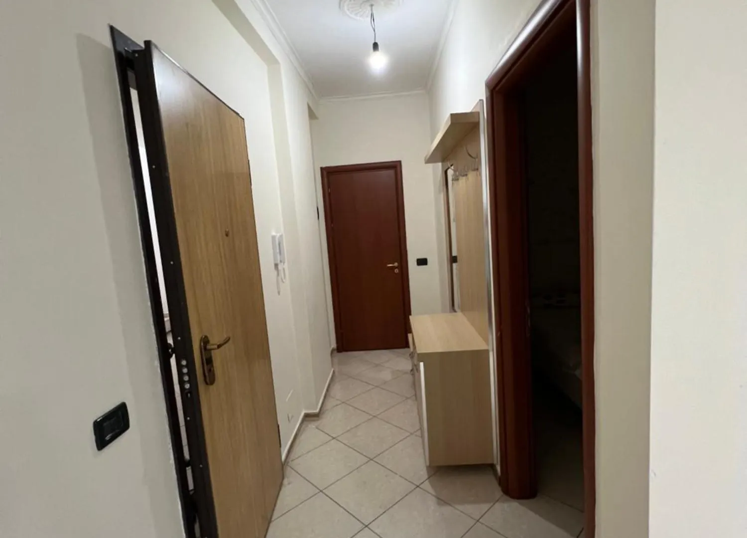 Lord Apartment Vlorë 0*,  アルバニア